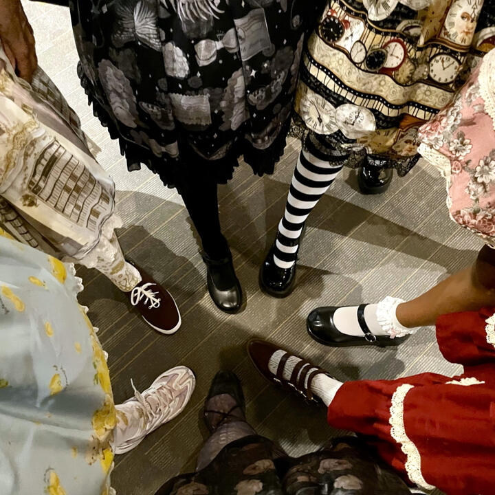 lolita community meetup requisite shoes pic